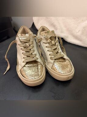 DV by Dolce Vita Metallic Gold Snake-Accent Kids Sneakers